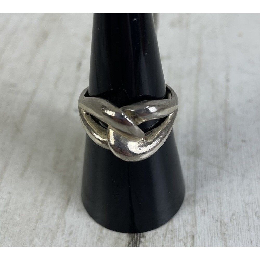 Sterling Silver Plated Love Knot Ring Interlocking Loops Size 7